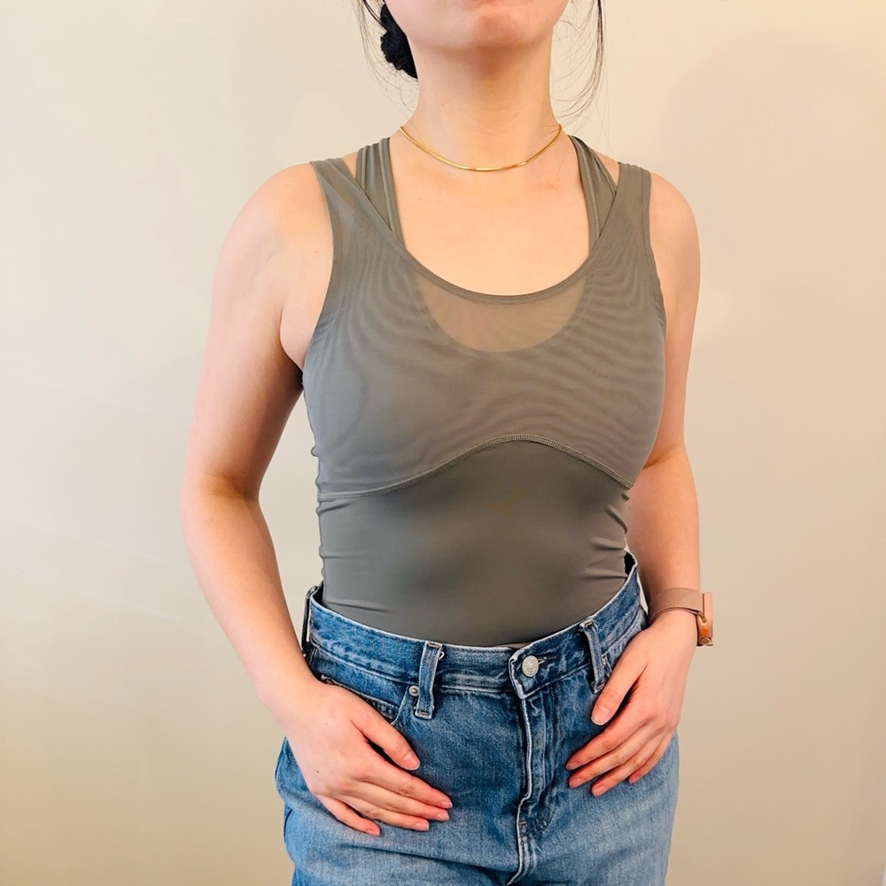 Gymshark Elevate Tank With Shelf